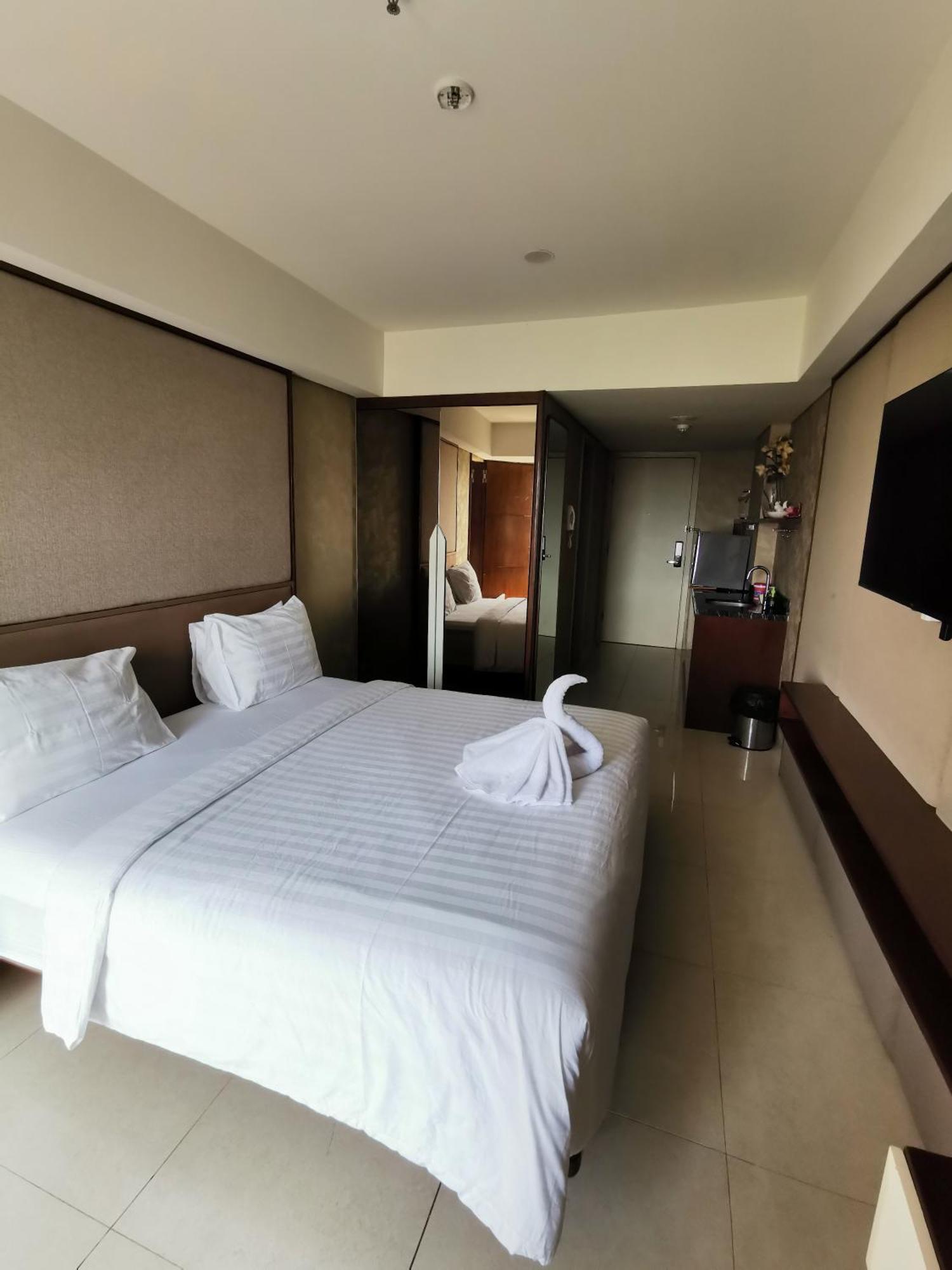 Apartemen Warhol Simpang Lima