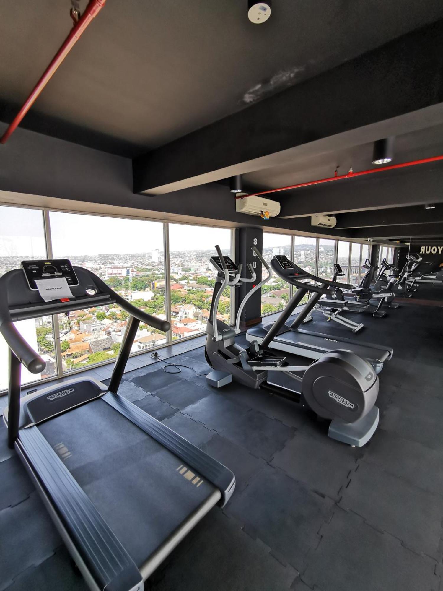 Apartemen Warhol Simpang Lima Semarang
